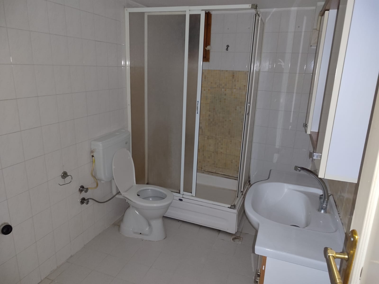 Buca Şirinyer İzban'a Yakın Arakat Geniş 2+1 Daire