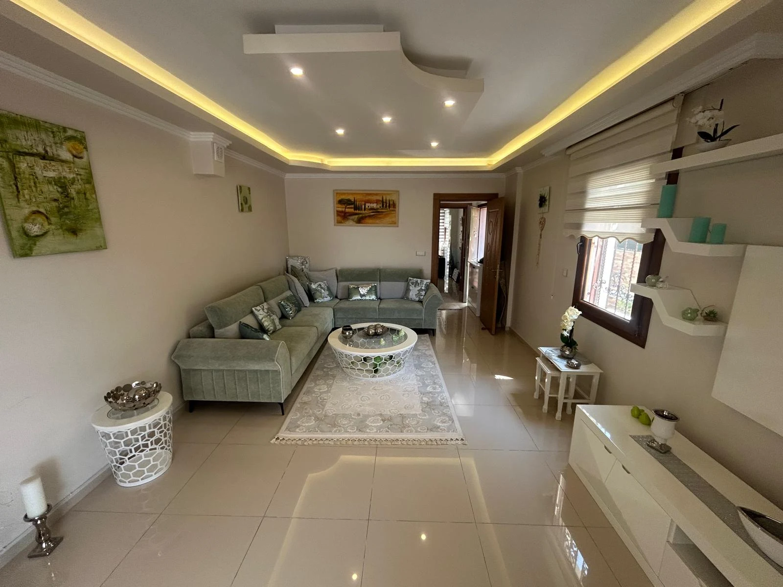 Özdere Çukuraltı Deniz ve Doğa Manzaralı Eşyalı Tripleks Villa