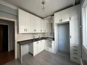 Adnan kahveci Caddesi üzerinde Kiralık 3+1 Daire
