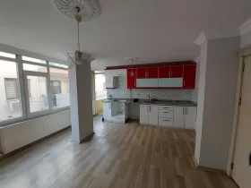 Binax Bazilika Gayrimenkulden Şehrin Merkezinde 2+1 Kiralık Daire